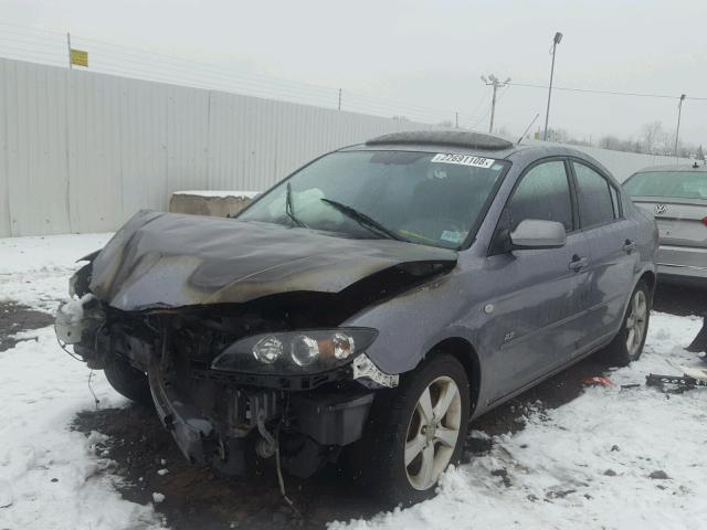 JM1BK123641188636 - 2004 MAZDA 3 S GRAY photo 2