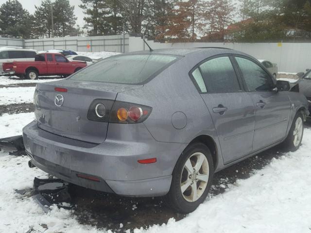 JM1BK123641188636 - 2004 MAZDA 3 S GRAY photo 4