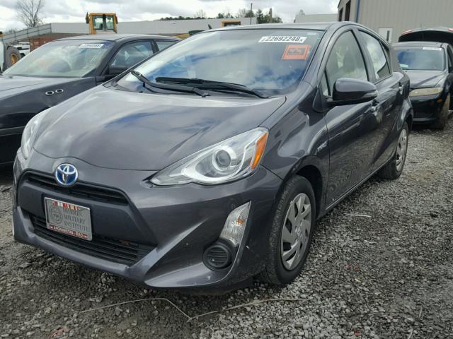 JTDKDTB30F1579435 - 2015 TOYOTA PRIUS C CHARCOAL photo 2