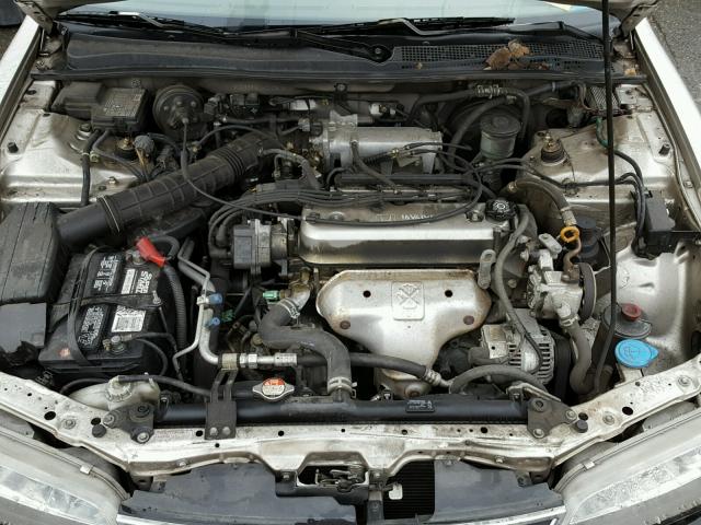 1HGCD5638VA010312 - 1997 HONDA ACCORD LX SILVER photo 7