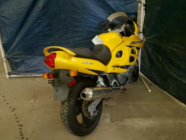 JS1GN79A522102920 - 2002 SUZUKI GSX600 F YELLOW photo 4