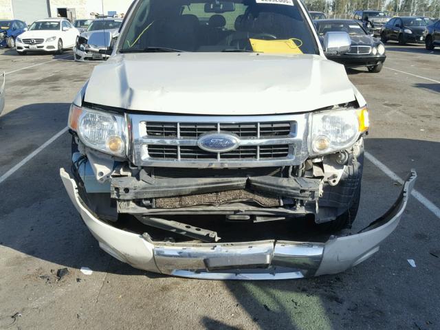 1FMCU94779KA92492 - 2009 FORD ESCAPE LIM WHITE photo 9