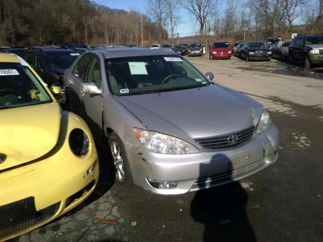 4T1BF30KX6U115440 - 2006 TOYOTA CAMRY LE SILVER photo 1