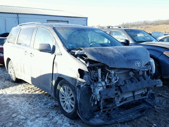 5TDYK3DC9BS160638 - 2011 TOYOTA SIENNA XLE GRAY photo 1