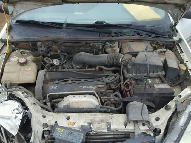 3FAFP31392R160659 - 2002 FORD FOCUS ZX3 WHITE photo 7