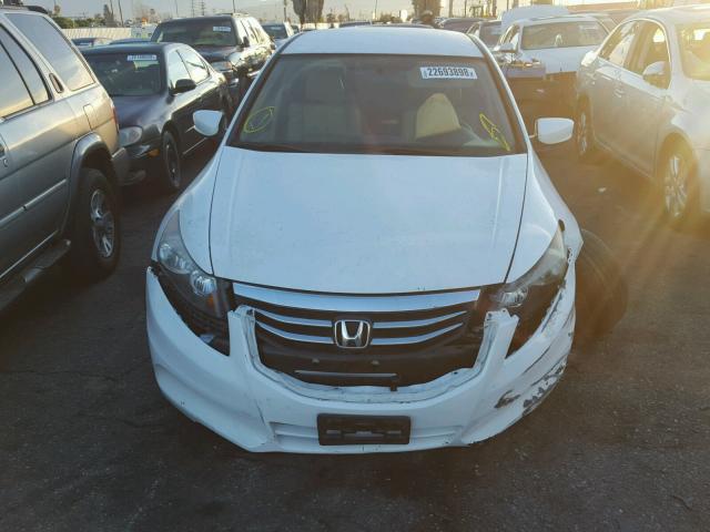 1HGCP2F62BA035346 - 2011 HONDA ACCORD SE WHITE photo 9