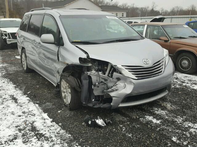 5TDDK3DC6GS145438 - 2016 TOYOTA SIENNA XLE GRAY photo 1