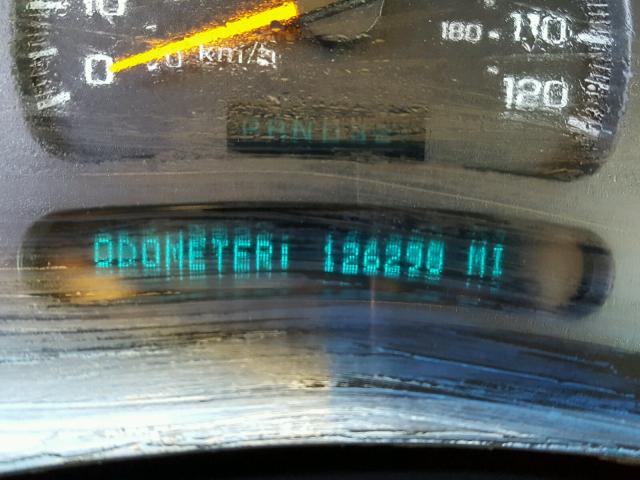 1GNEC16T23J342690 - 2003 CHEVROLET SUBURBAN C GRAY photo 8