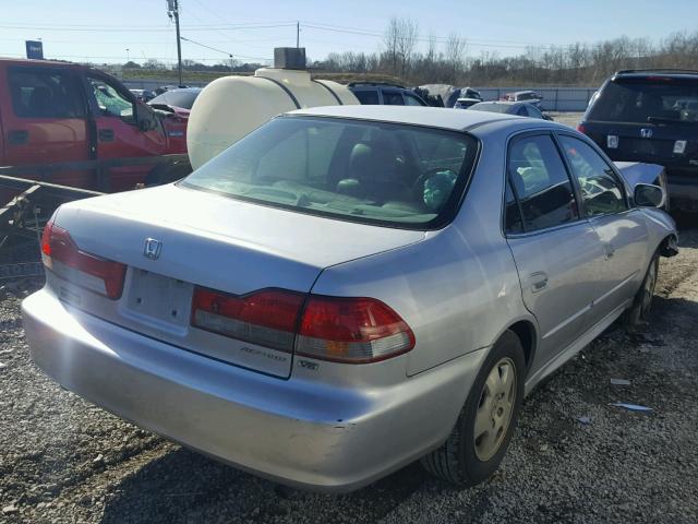 1HGCG16582A026846 - 2002 HONDA ACCORD EX SILVER photo 4