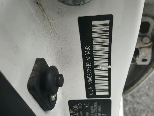 KNADE223196505493 - 2009 KIA RIO BASE 白色 照片 10