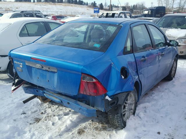 1FAHP34N57W170969 - 2007 FORD FOCUS ZX4 BLUE photo 4