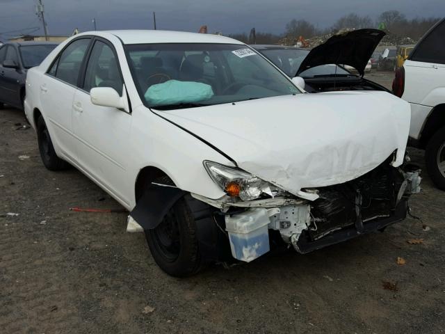 4T1BE32K03U218779 - 2003 TOYOTA CAMRY LE WHITE photo 1