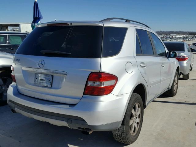 4JGBB86E46A047129 - 2006 MERCEDES-BENZ ML 350 SILVER photo 4