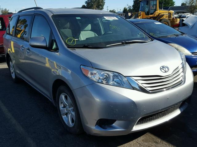 5TDKK3DC3FS652349 - 2015 TOYOTA SIENNA LE SILVER photo 1