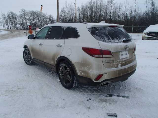 KM8SNDHFXHU186088 - 2017 HYUNDAI SANTA FE S WHITE photo 3