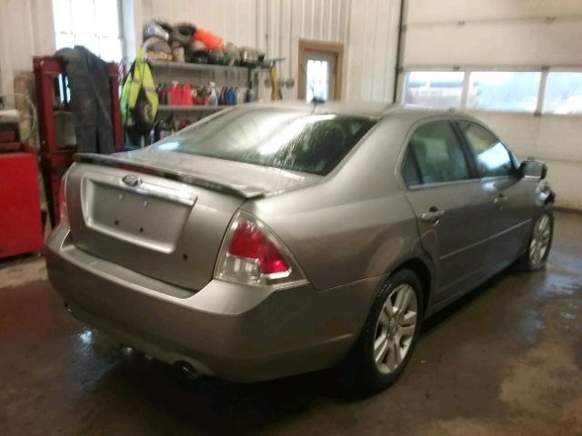 3FAHP08148R200084 - 2008 FORD FUSION SEL SILVER photo 4