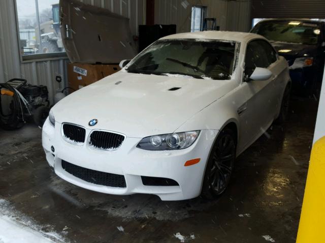 WBSDX9C57BE584355 - 2011 BMW M3 WHITE photo 2