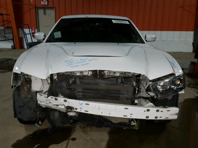 2C3CDXEJ0EH303086 - 2014 DODGE CHARGER SR WHITE photo 9