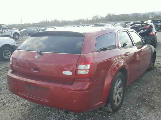 2D4FV47T27H766839 - 2007 DODGE MAGNUM SE RED photo 4