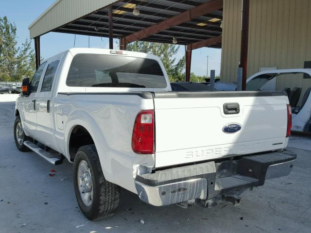 1FT7W2A64GEB02698 - 2016 FORD F250 SUPER WHITE photo 3