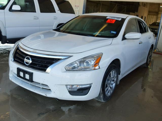 1N4AL3APXFN865116 - 2015 NISSAN ALTIMA 2.5 WHITE photo 2