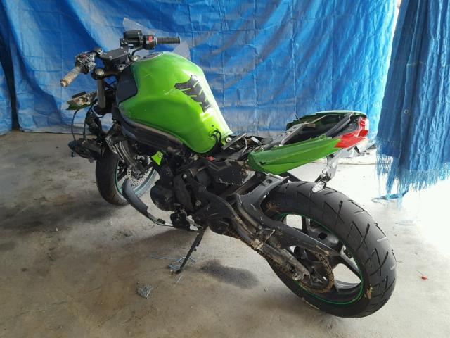 JKAEXEE19CDA03599 - 2012 KAWASAKI EX650 EC GREEN photo 3