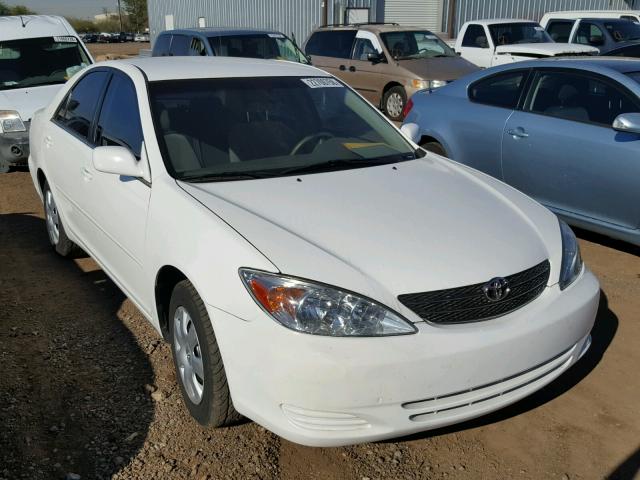 4T1BE32KX2U018037 - 2002 TOYOTA CAMRY LE WHITE photo 1