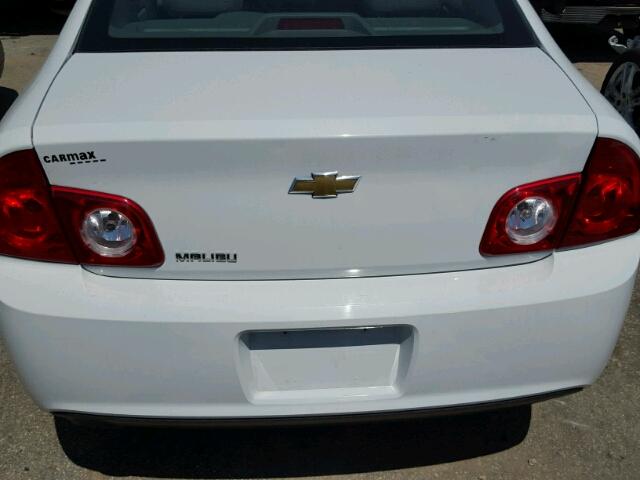 1G1ZA5E07CF399137 - 2012 CHEVROLET MALIBU LS WHITE photo 10