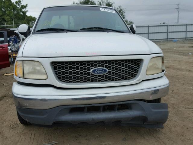 1FTZX1729XKB48999 - 1999 FORD F150 WHITE photo 9