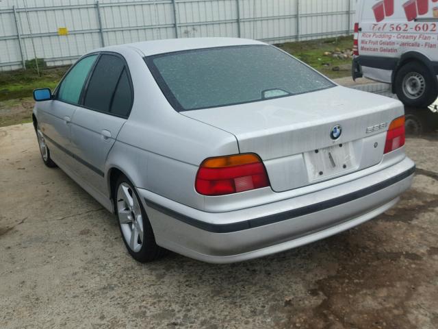 WBADM6346YGU17601 - 2000 BMW 528 I AUTO SILVER photo 3