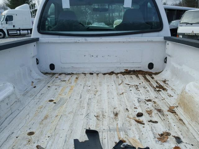 1FTSF31L24EB21638 - 2004 FORD F350 SRW S WHITE photo 6