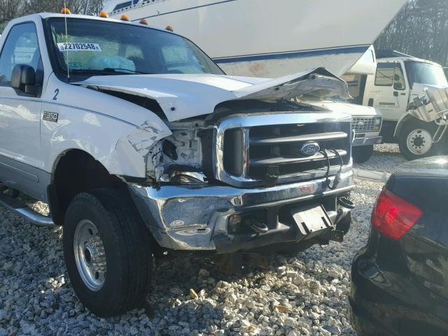 1FTSF31L24EB21638 - 2004 FORD F350 SRW S WHITE photo 9