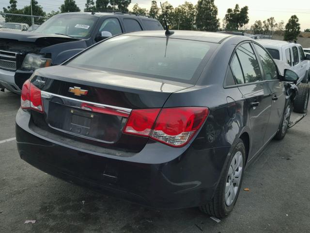 1G1PA5SG9E7102326 - 2014 CHEVROLET CRUZE LS CHARCOAL photo 4