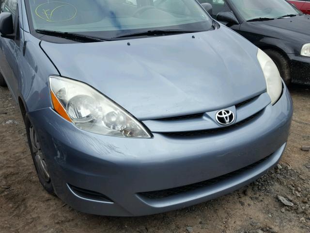 5TDZK23C58S148589 - 2008 TOYOTA SIENNA CE BLUE photo 9