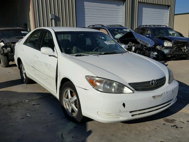 4T1BE32K64U324767 - 2004 TOYOTA CAMRY LE WHITE photo 1