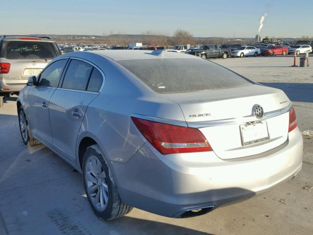 1G4GB5G3XGF225440 - 2016 BUICK LACROSSE SILVER photo 3