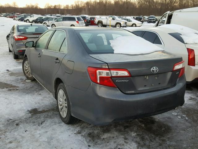 4T4BF1FK9DR320052 - 2013 TOYOTA CAMRY L GRAY photo 3