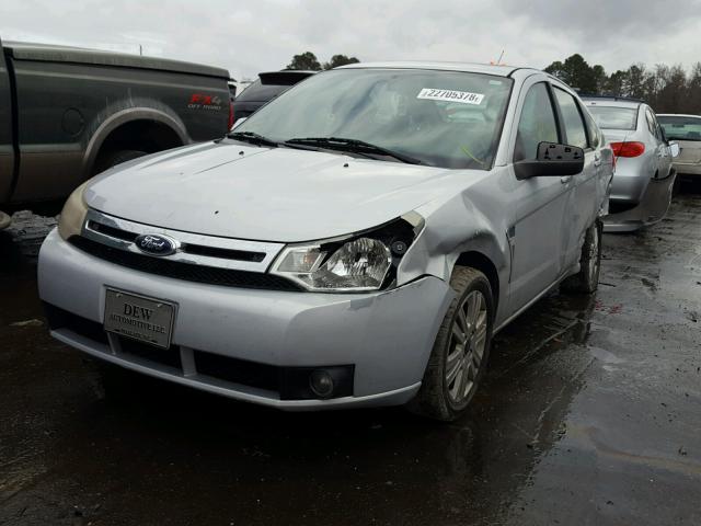 1FAHP35N98W206209 - 2008 FORD FOCUS SE SILVER photo 2