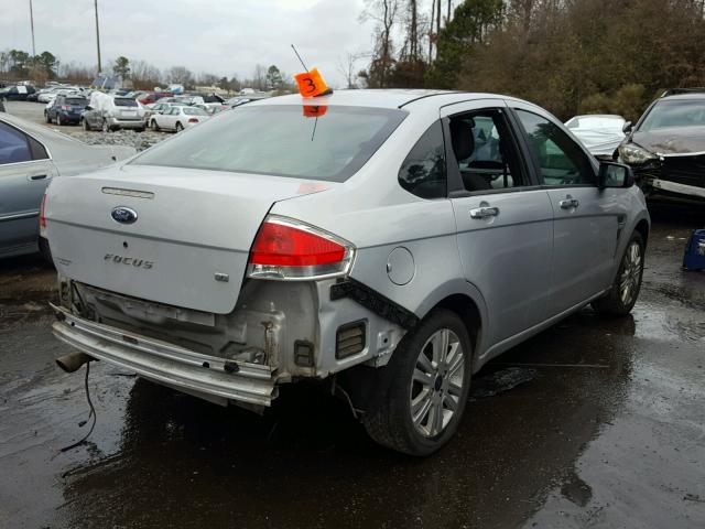 1FAHP35N98W206209 - 2008 FORD FOCUS SE SILVER photo 4