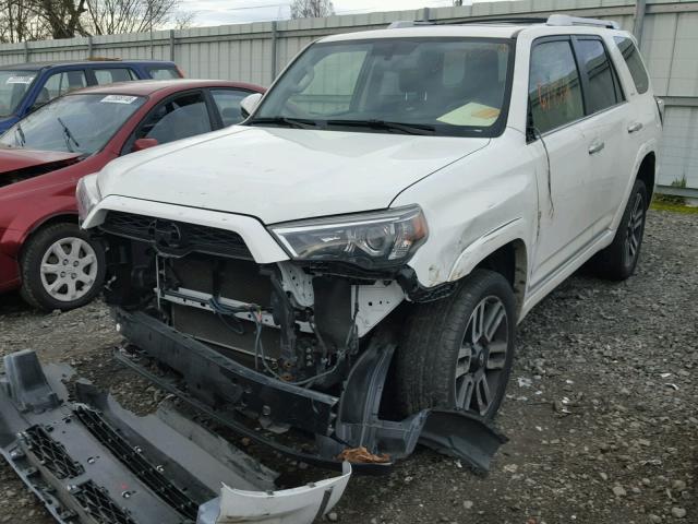 JTEBU5JR3F5256096 - 2015 TOYOTA 4RUNNER SR WHITE photo 2