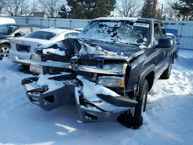 1GCEK19T13E327341 - 2003 CHEVROLET SILVERADO GRAY photo 2