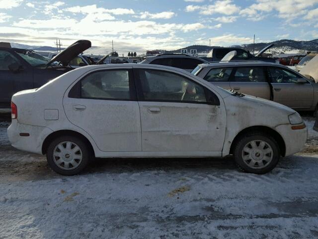 KL1TG52635B484692 - 2005 CHEVROLET AVEO LT WHITE photo 9