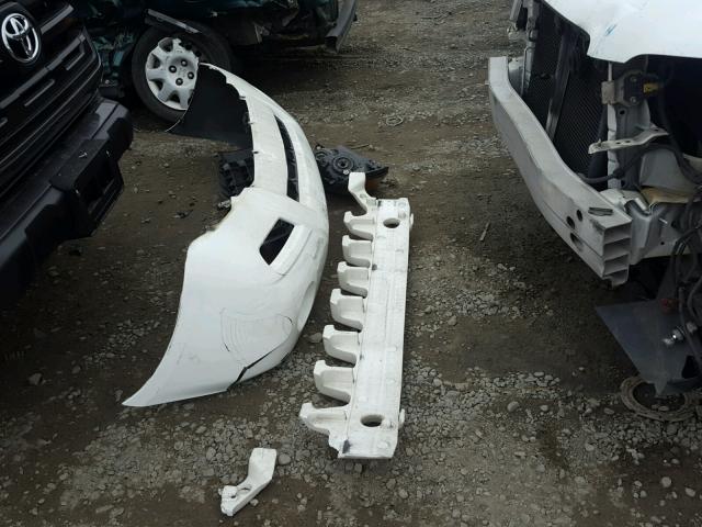 JTEEP21A950068191 - 2005 TOYOTA HIGHLANDER WHITE photo 9