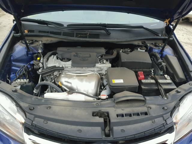 4T1BF1FK0GU552022 - 2016 TOYOTA CAMRY LE BLUE photo 7