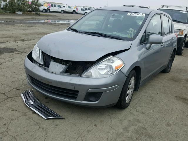 3N1BC1CP9AL428882 - 2010 NISSAN VERSA S SILVER photo 2