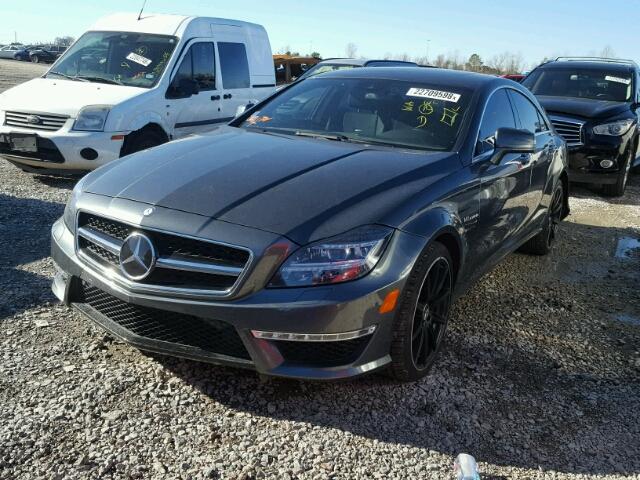 WDDLJ7GB2EA110632 - 2014 MERCEDES-BENZ CLS 63 AMG GRAY photo 2