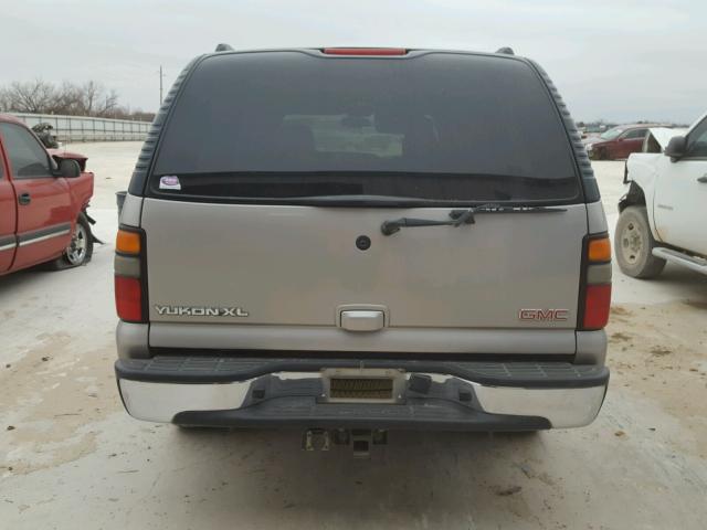 3GKEC16Z25G125615 - 2005 GMC YUKON XL C TAN photo 10