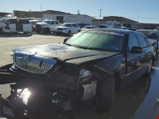 2LNHM82V49X623467 - 2009 LINCOLN TOWN CAR S BLACK photo 2