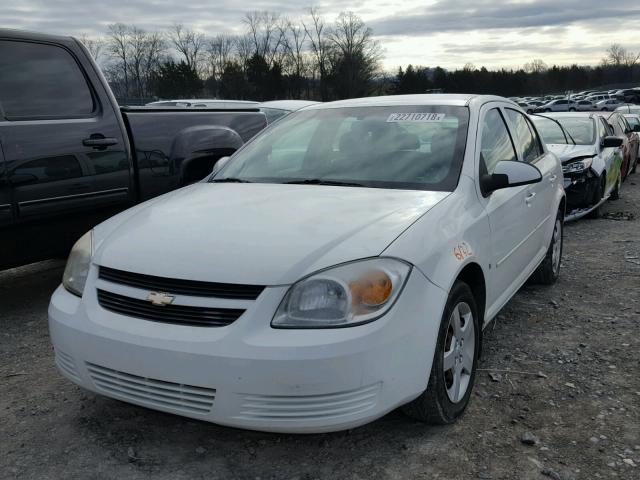 1G1AL58F587203303 - 2008 CHEVROLET COBALT LT WHITE photo 2