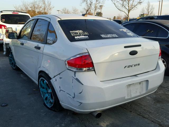 1FAHP3ENXAW292541 - 2010 FORD FOCUS S WHITE photo 3